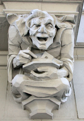 gargoyle1.jpg